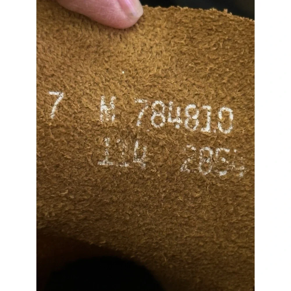 Vintage Eastland Womens 7M Tan Suede Lace Up Chukka Boots Made USA 780810